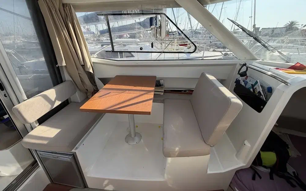slider 19 Jeanneau Merry Fisher 755