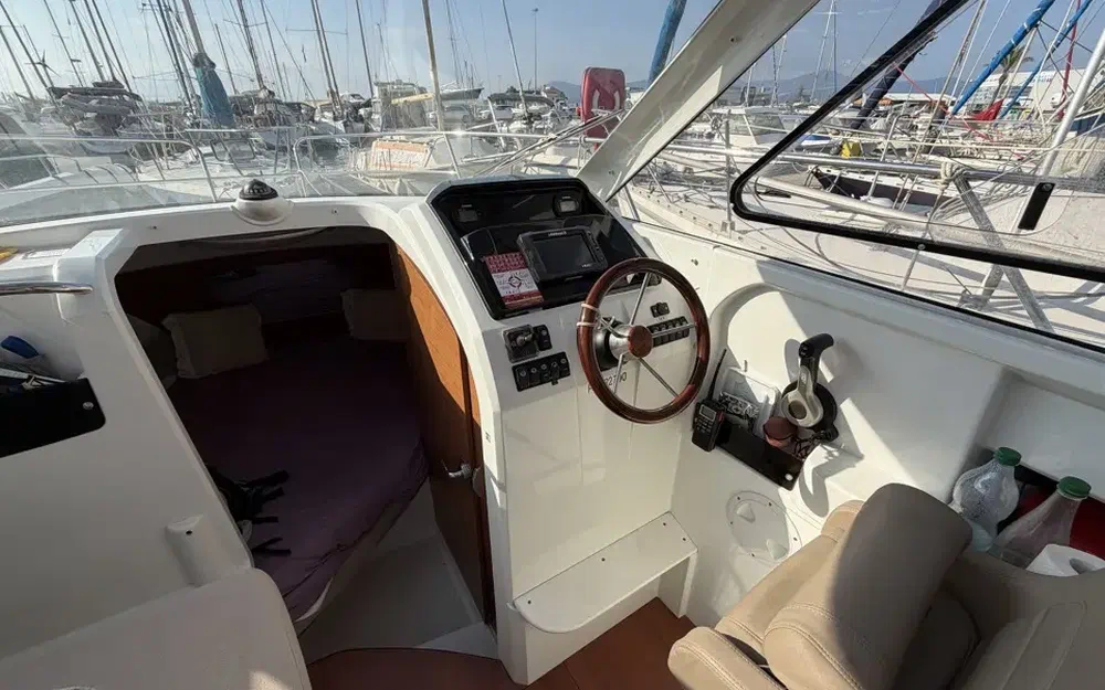 slider 23 Jeanneau Merry Fisher 755