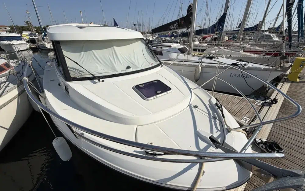 slider 2 Jeanneau Merry Fisher 755