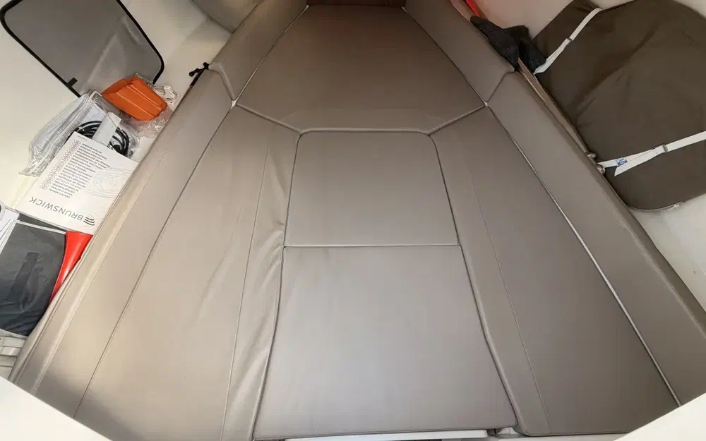 slider 30 Quicksilver Activ 755 Sundeck