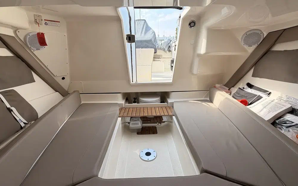 slider 32 Quicksilver Activ 755 Sundeck