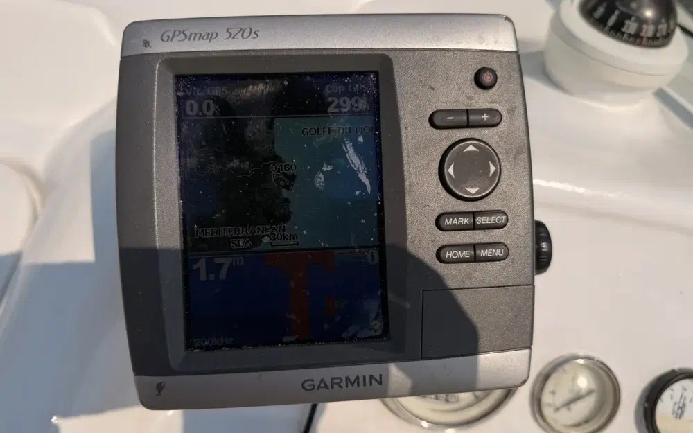 slider 11 Pacific Craft 550 Open