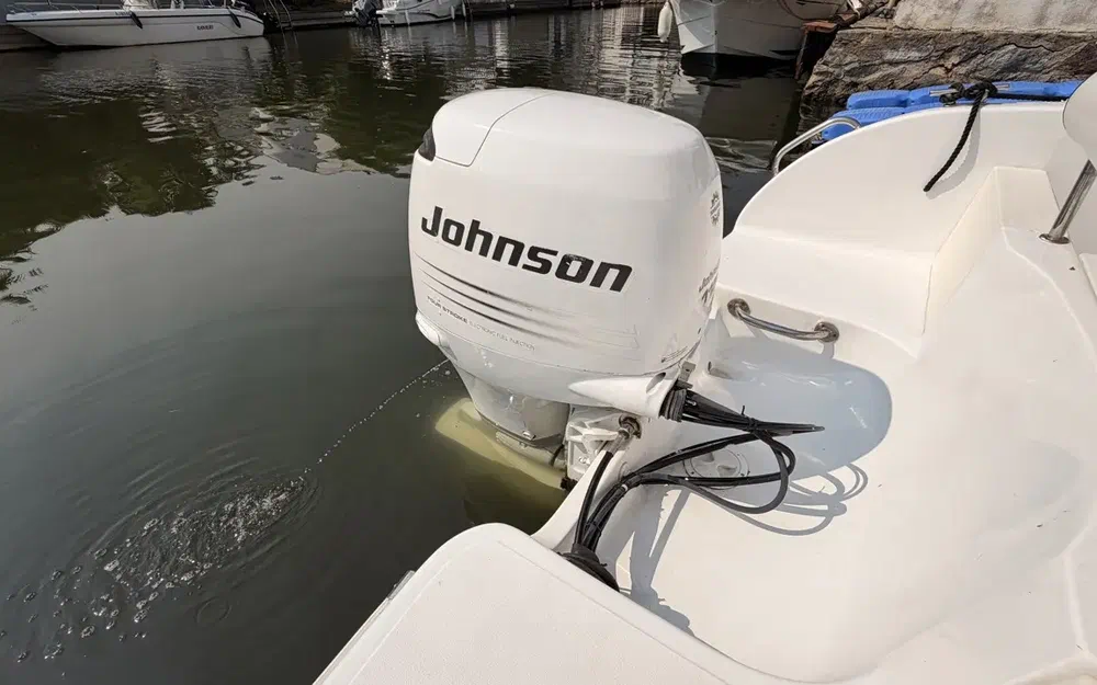 slider 20 Pacific Craft 550 Open