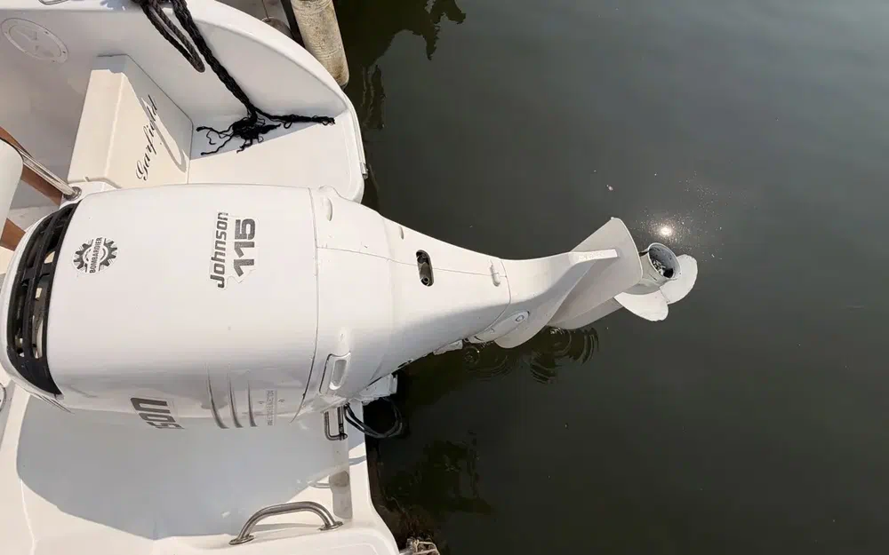 slider 22 Pacific Craft 550 Open