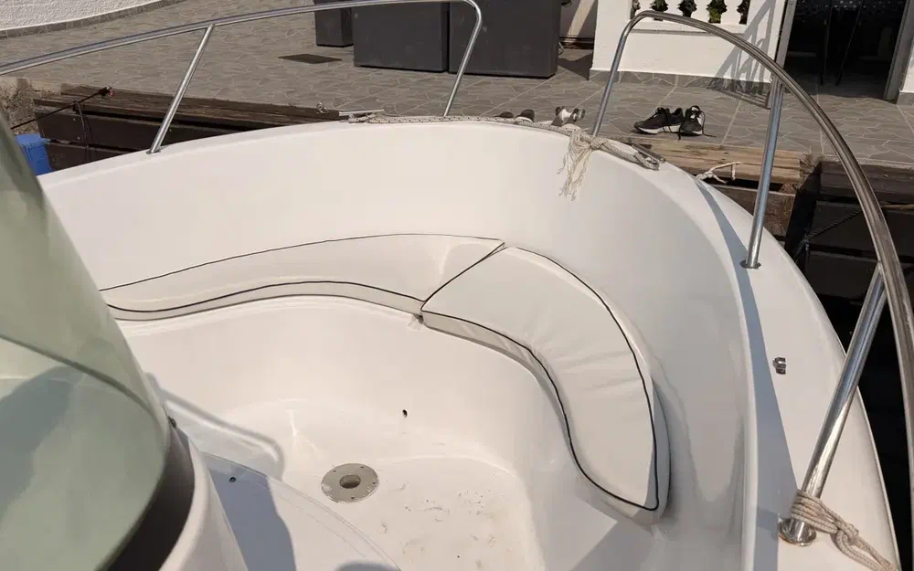 slider 6 Pacific Craft 550 Open