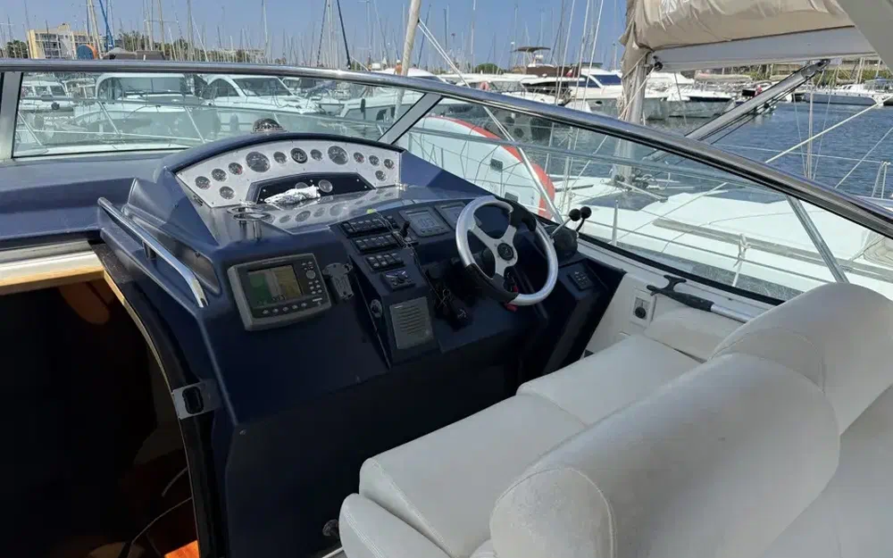 slider 10 Sealine S 38