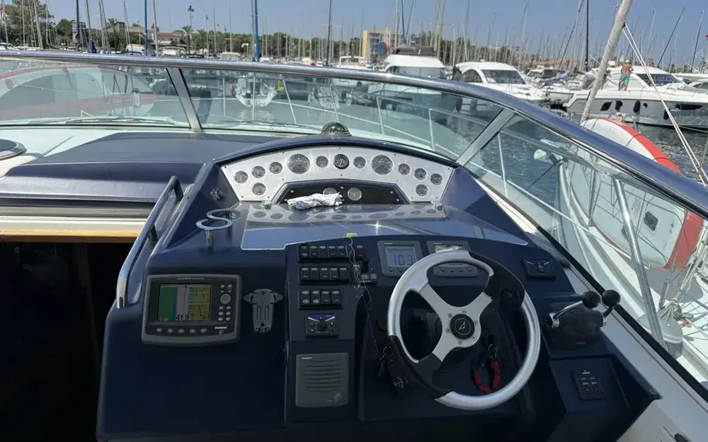 slider 11 Sealine S 38