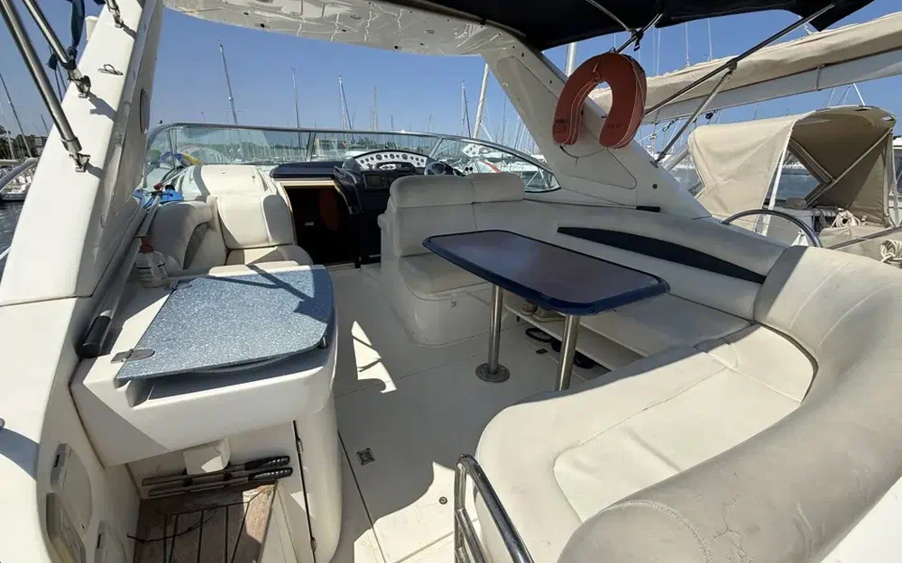 slider 6 Sealine S 38