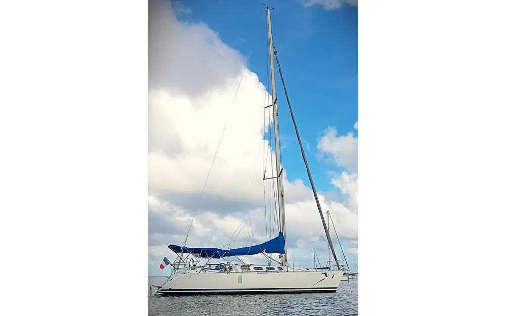 slider 1 Beneteau First 41 S5