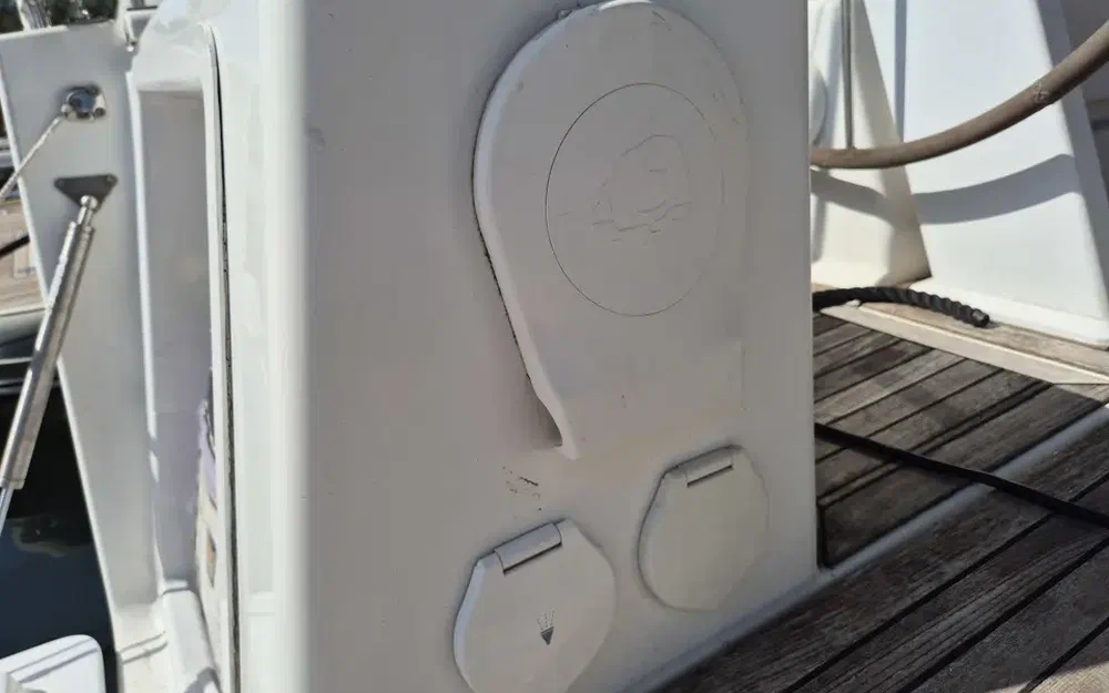 slider 12 Hanse 385