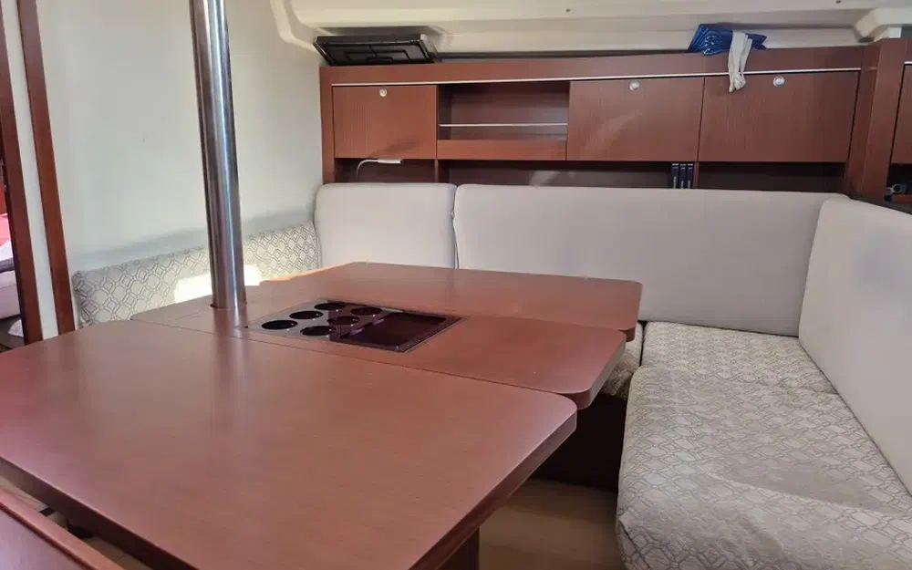 slider 27 Hanse 385