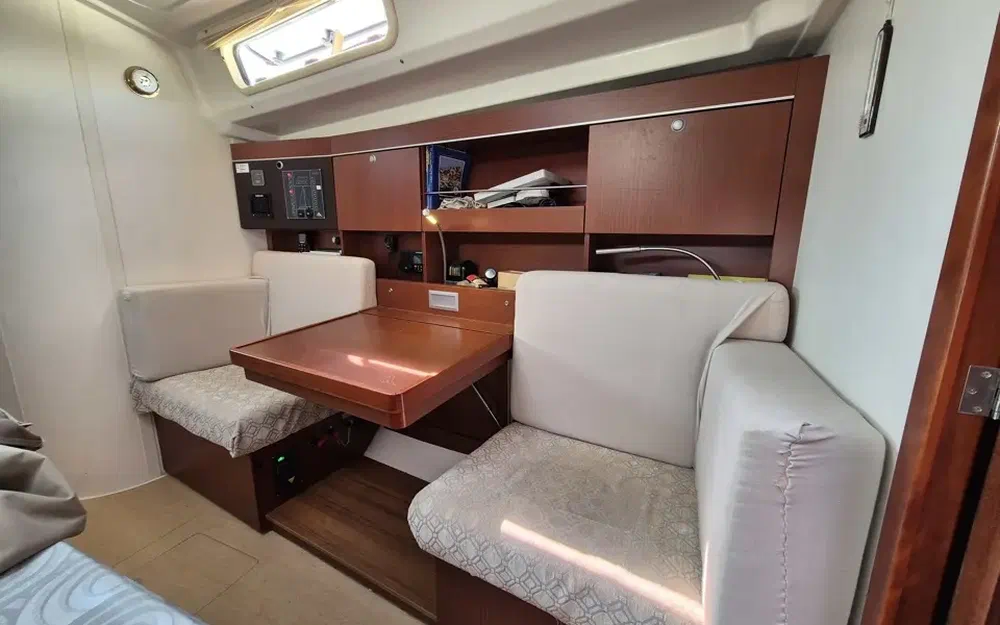 slider 29 Hanse 385