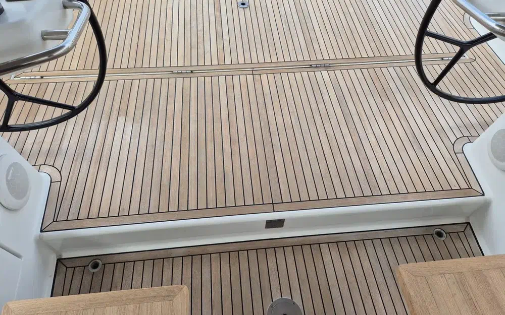 slider 11 Hanse 575