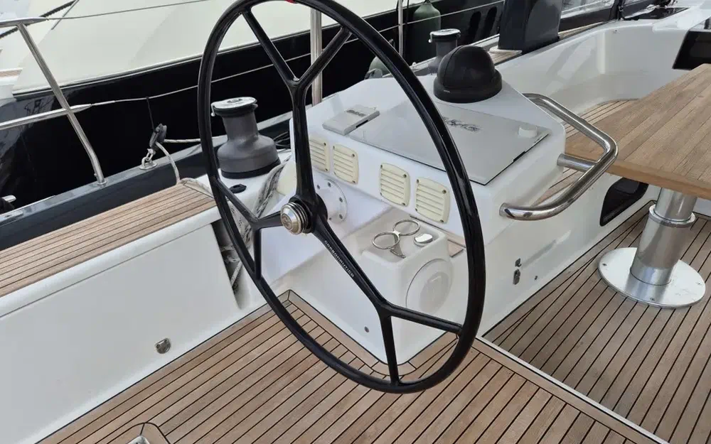 slider 18 Hanse 575