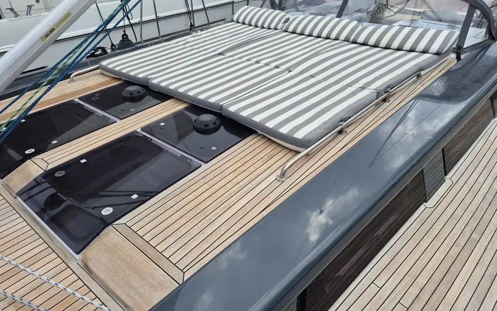 slider 19 Hanse 575