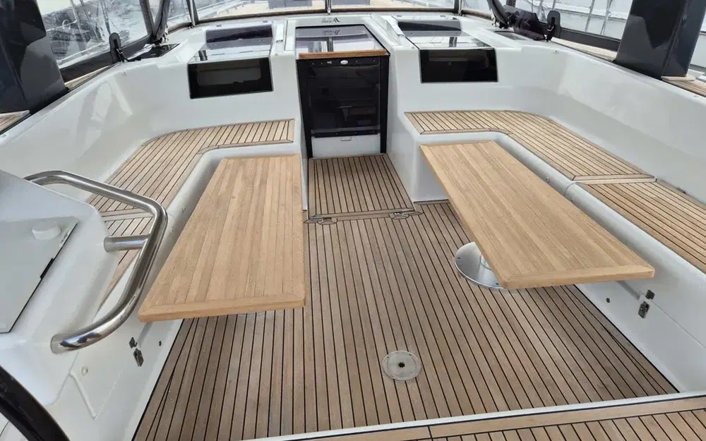 slider 28 Hanse 575