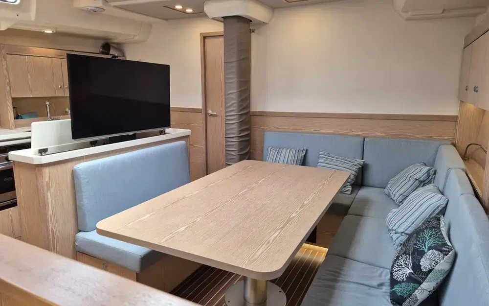 slider 39 Hanse 575