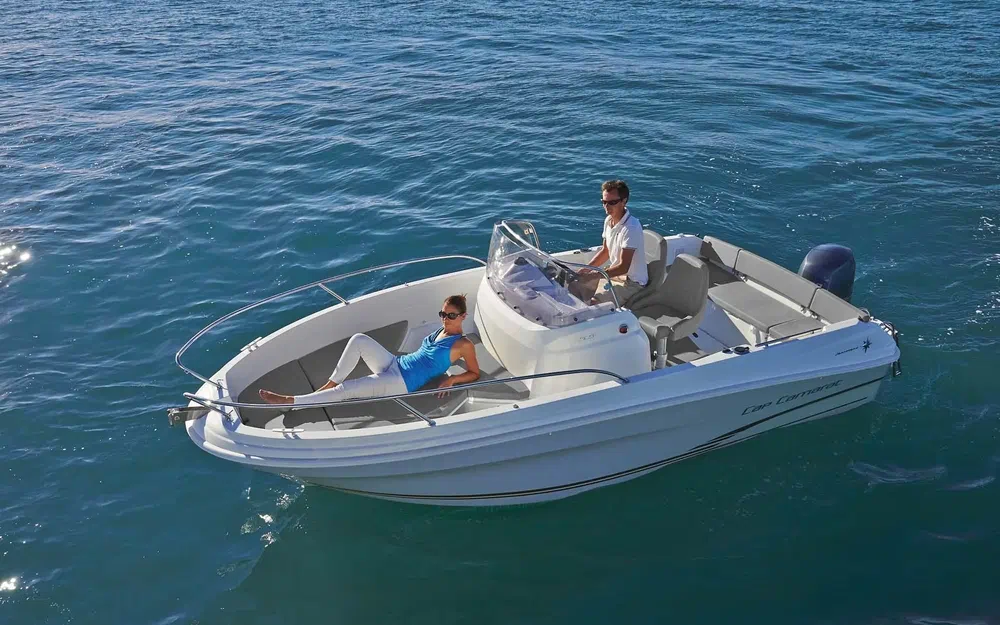 slider 2 Jeanneau Cap Camarat 5.5 CC Serie 2