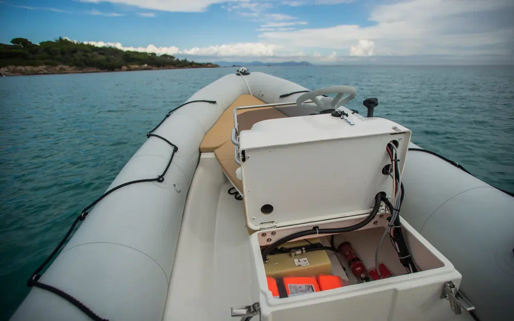 slider 14 Bombard Sunrider 550