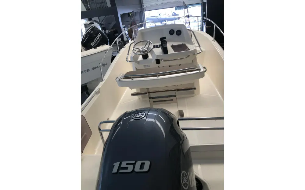 slider 2 White Shark  210 CC Origin - null