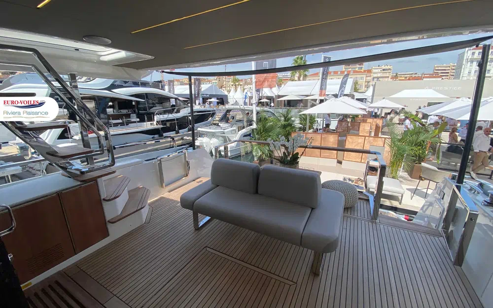 slider 3 Prestige Yachts X60