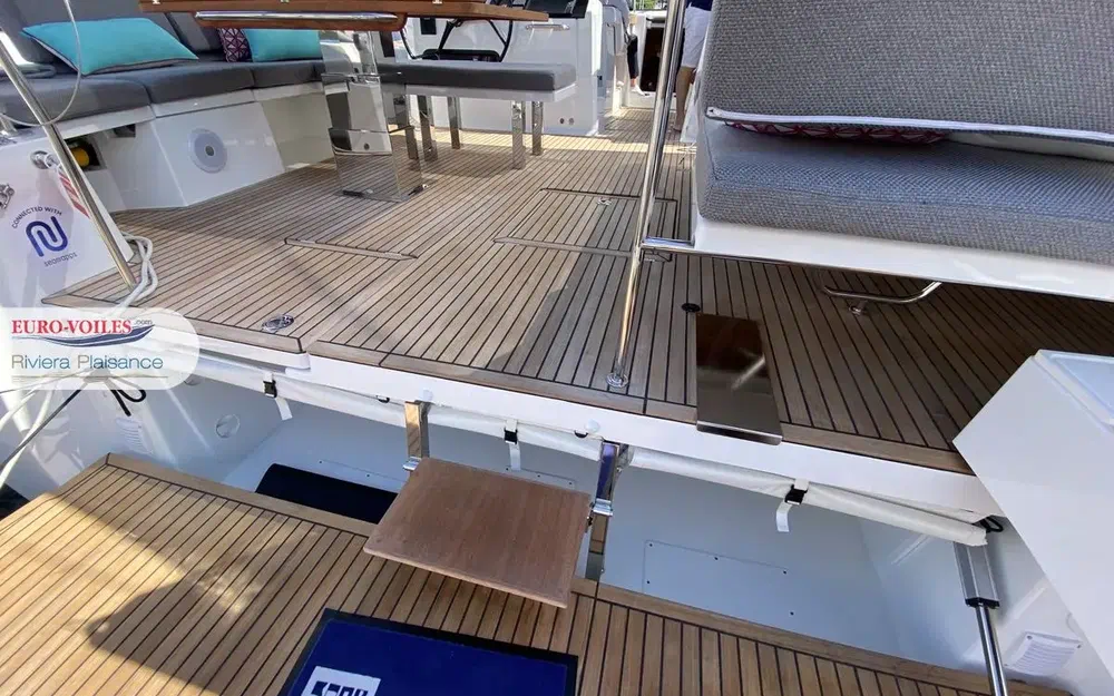 slider 2 Jeanneau 55