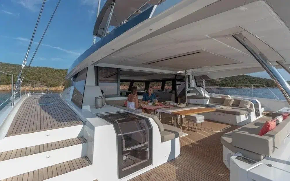 slider 2 Fountaine Pajot Alegria 67