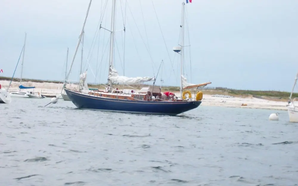 slider 5 Arthur Robb Yawl Bermudien - null