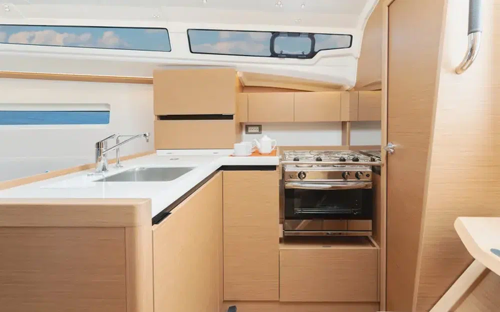 slider 11 Jeanneau sun odyssey 350