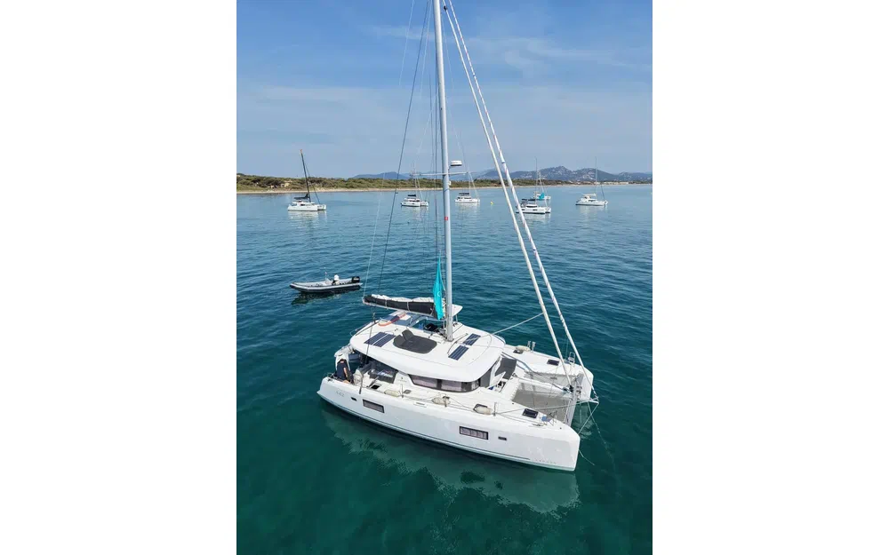 slider 20 Lagoon 42 MILLENIUM