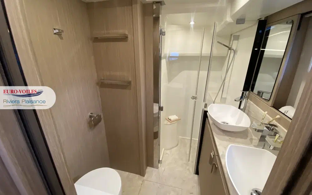 slider 14 Prestige Yachts F4.9