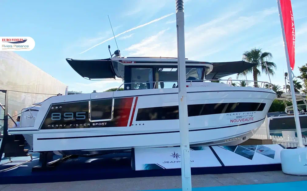 slider 1 Jeanneau Merry Fisher 895 Sport