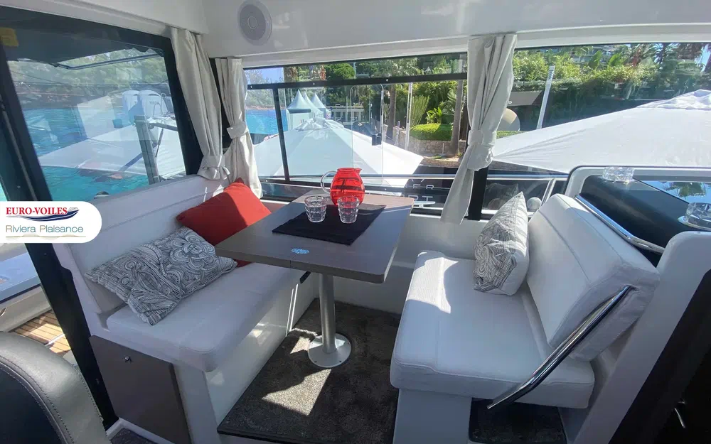 slider 5 Jeanneau Merry Fisher 895 Sport