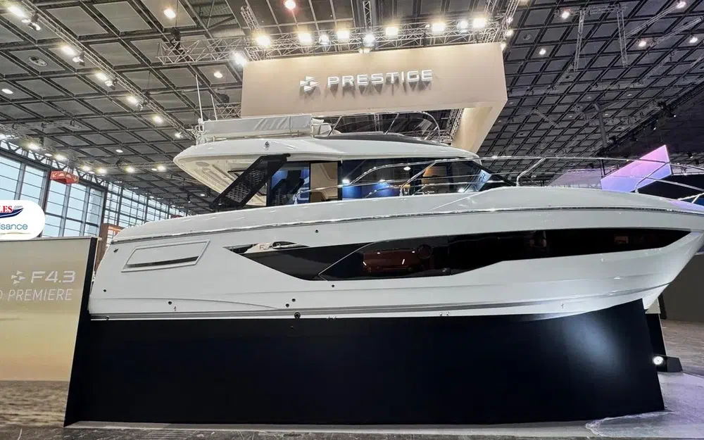 slider 4 Prestige Yachts F4.3