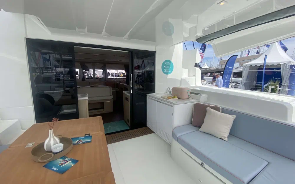 slider 5 Lagoon 51