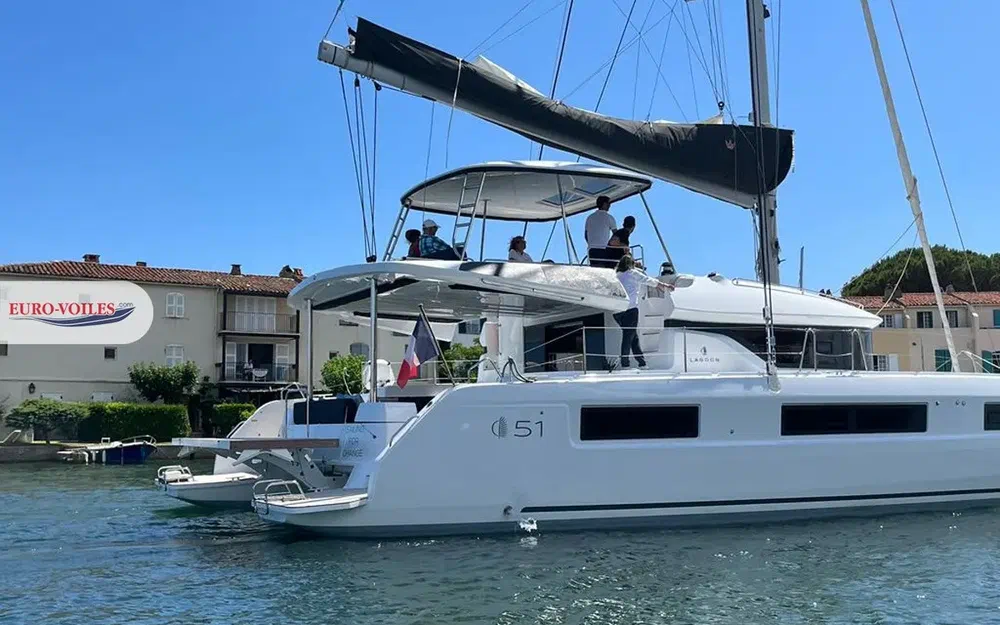 slider 9 Lagoon 51