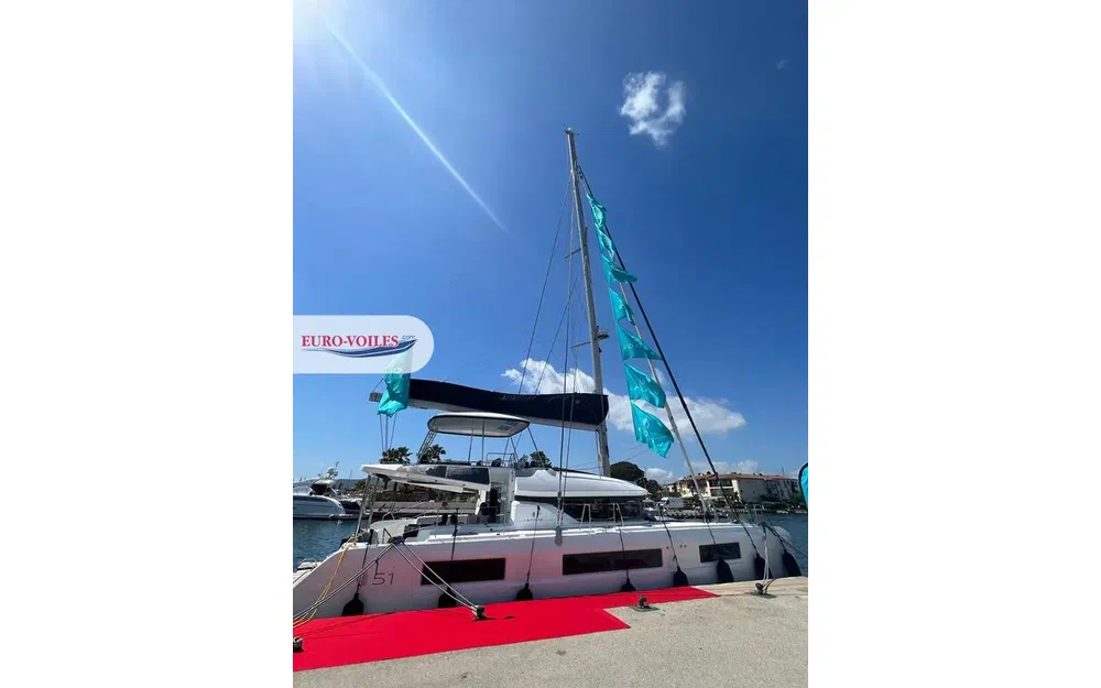 slider 5 Lagoon 51