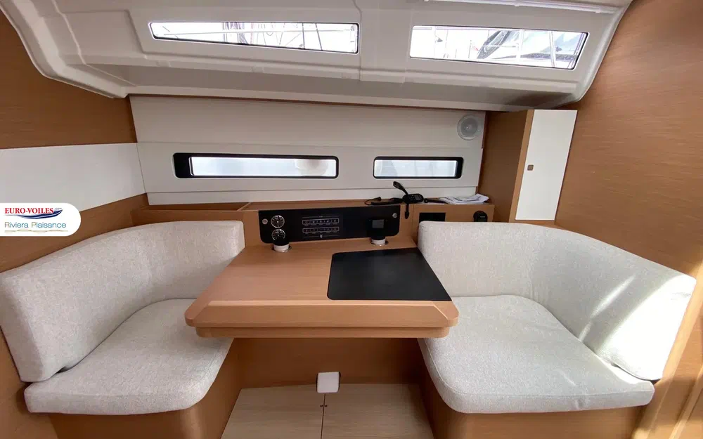 slider 11 Jeanneau Sun Odyssey 415