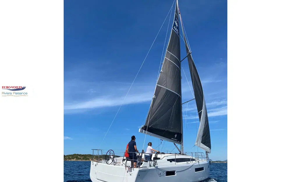 slider 2 Jeanneau Sun Odyssey 415
