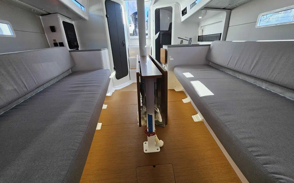 slider 14 Beneteau First 30