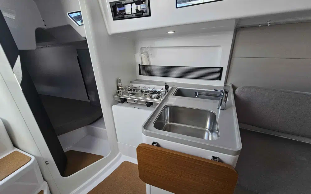 slider 15 Beneteau First 30
