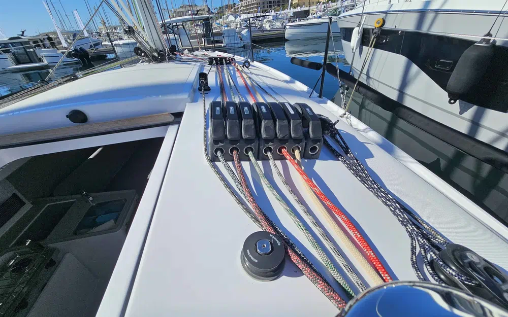 slider 7 Beneteau First 30