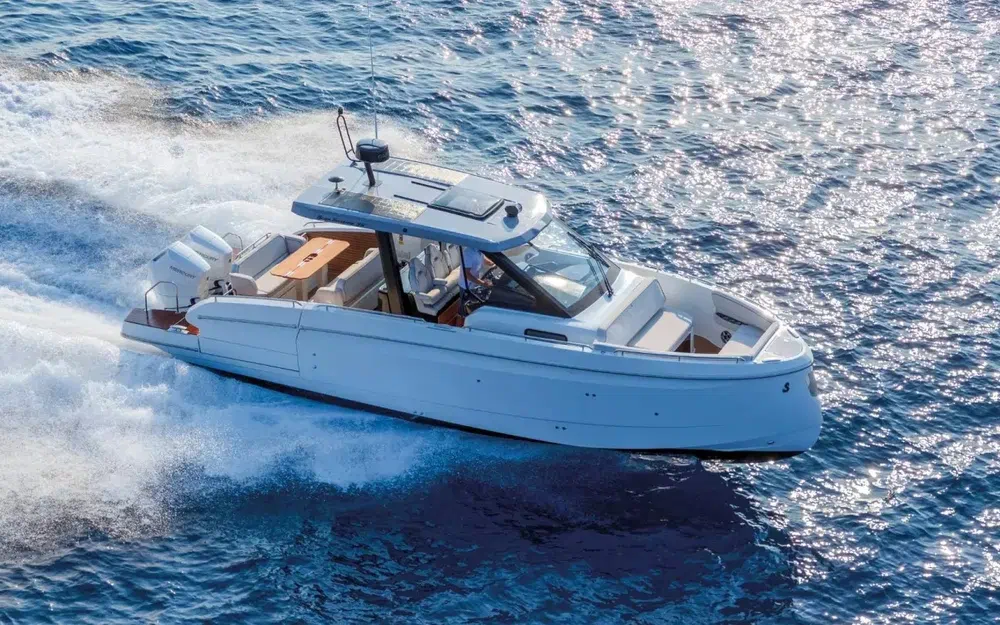 slider 0 Beneteau Gran Turismo 35