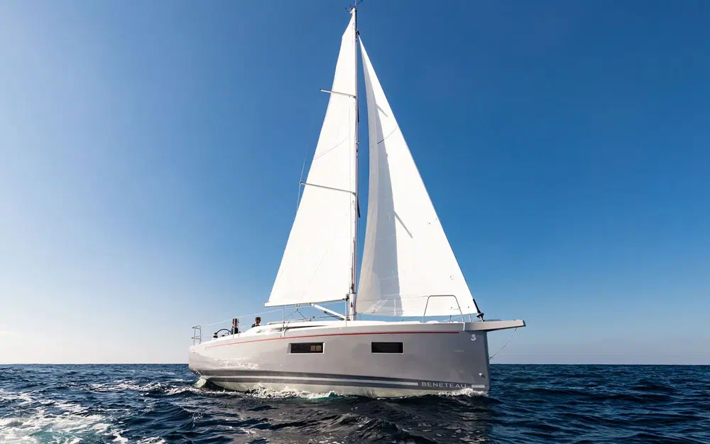 slider 2 Beneteau Oceanis 34.1