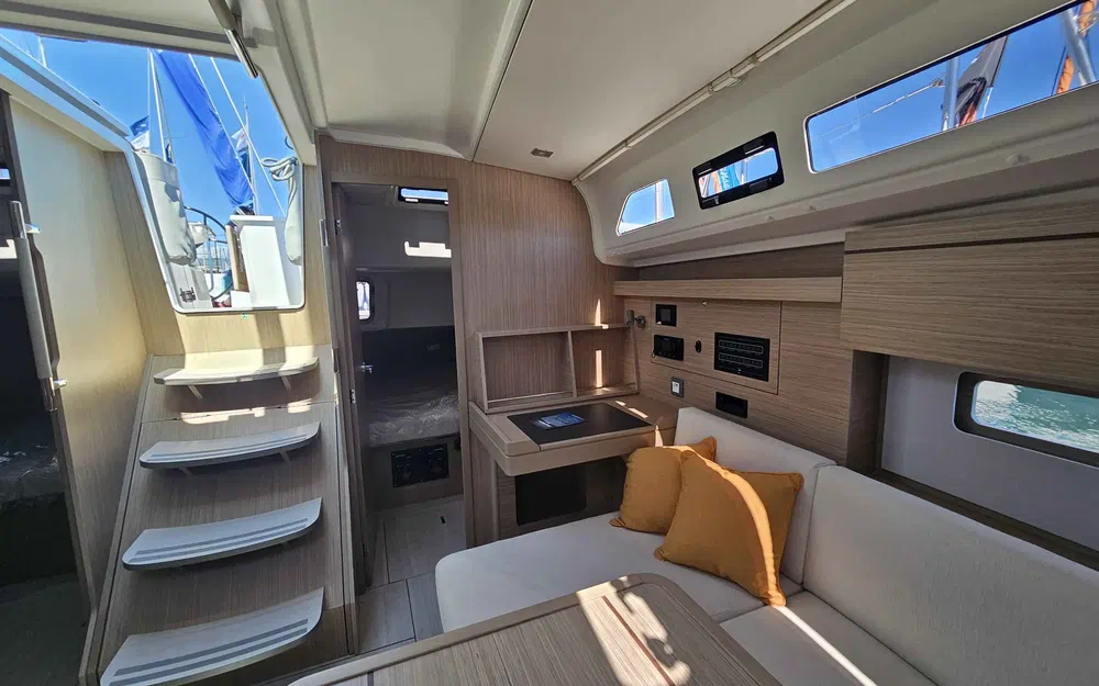 slider 9 Beneteau Oceanis 40.1