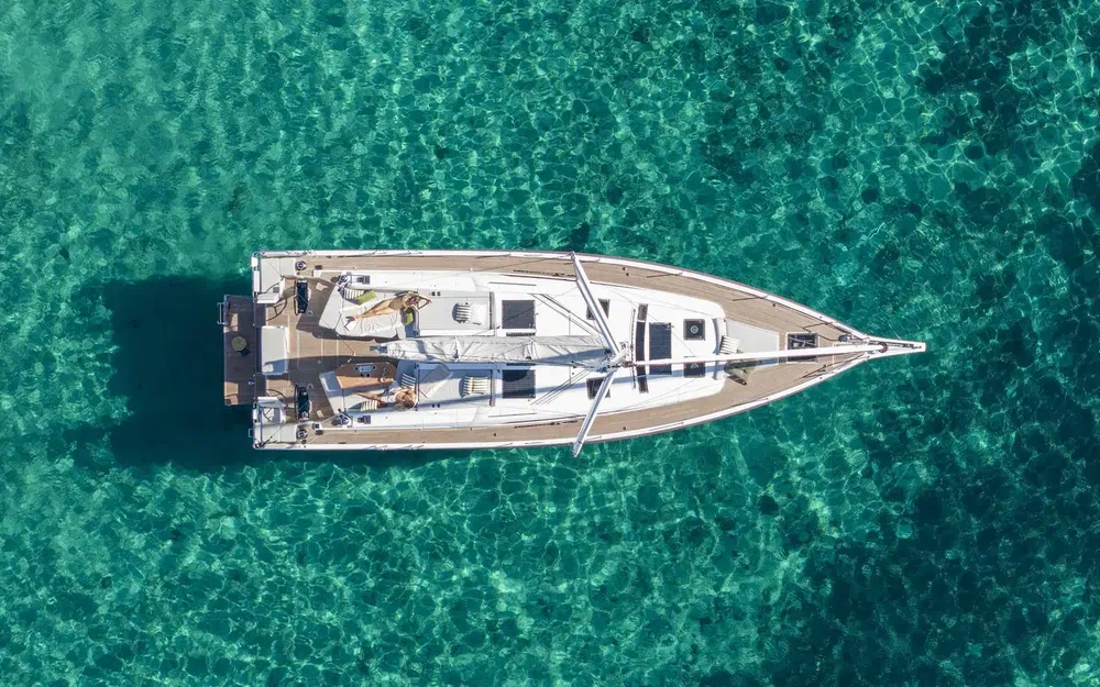 slider 1 Beneteau Oceanis 52