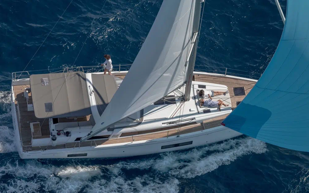 slider 1 Beneteau Oceanis