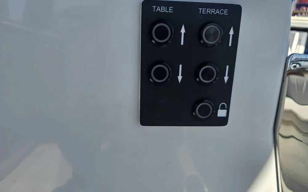slider 13 Beneteau Gran Turismo 35