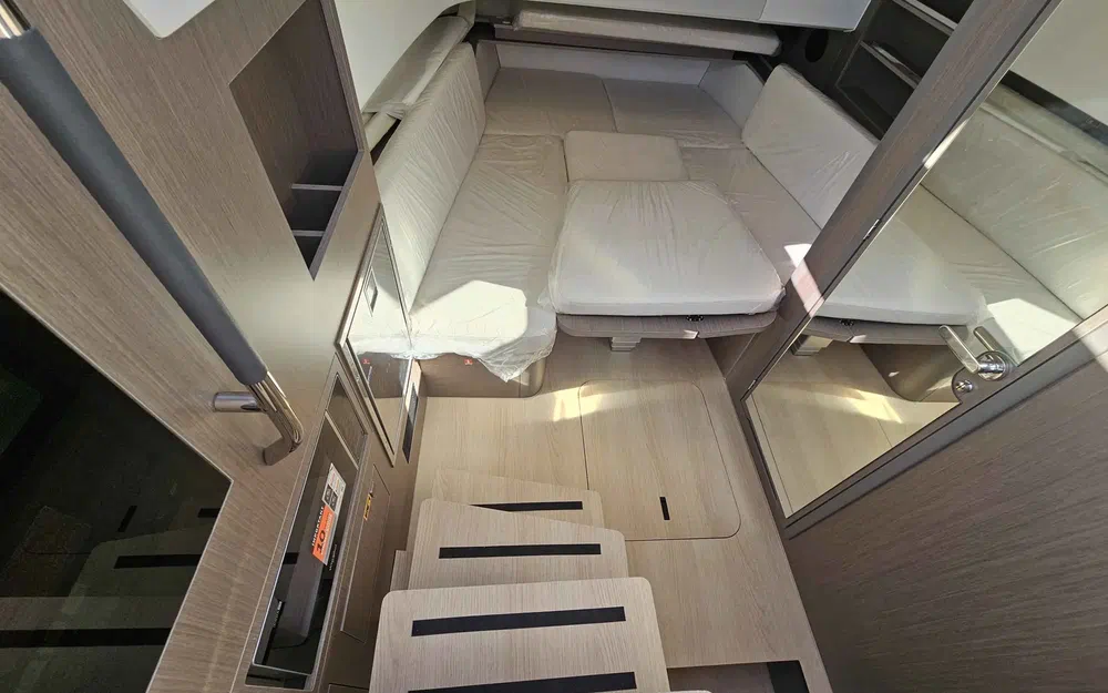 slider 18 Beneteau Gran Turismo 35