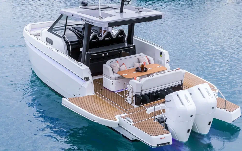 slider 4 Beneteau Gran Turismo 35
